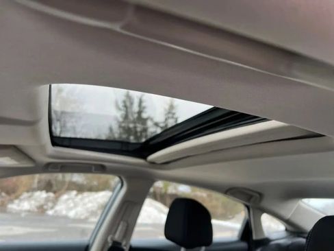 Used 2018 Honda Civic EX image 21