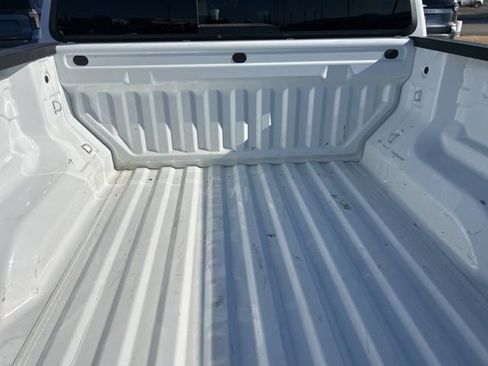 Used 2024 Chevrolet Colorado Z71 w/ Z71 Convenience Package 2 image 30