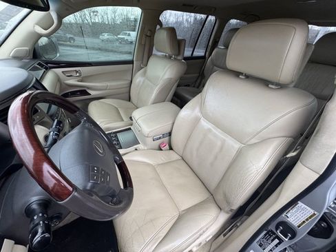 Used 2015 Lexus LX 570 4WD image 14