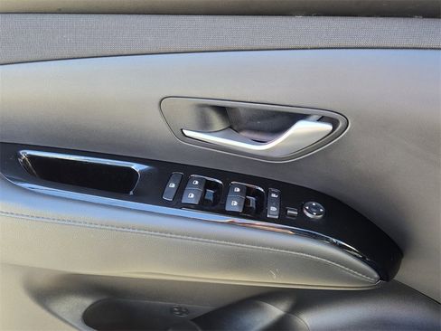 Used 2024 Hyundai Santa Cruz Limited image 25