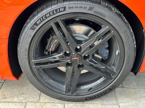 New 2026 Chevrolet Corvette Stingray Convertible w/ Z51 Performance Package image 25