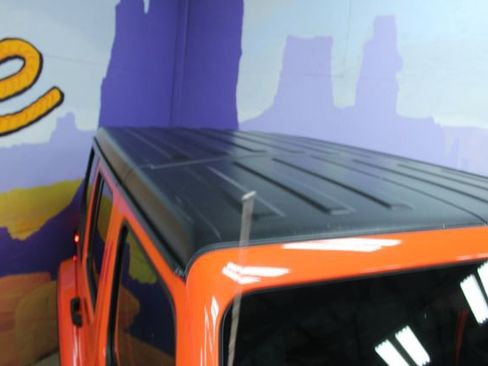 Used 2020 Jeep Wrangler Unlimited Sahara w/ Dual Top Group AWD/4WD image 5