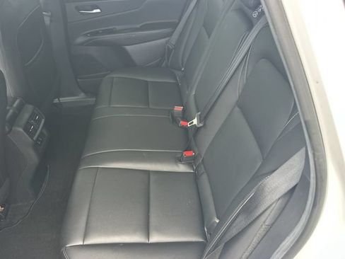 Used 2025 Nissan Murano SV FWD image 12