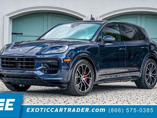 Used 2024 Porsche Cayenne S video 1