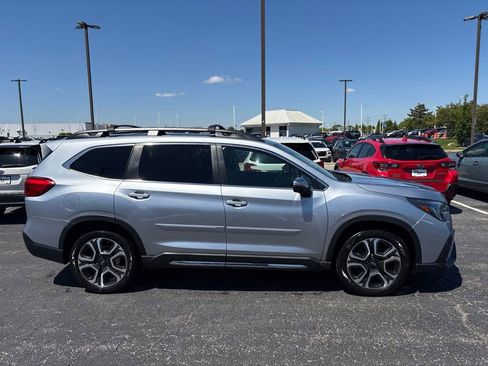 Certified 2023 Subaru Ascent Limited w/ Technology Package AWD/4WD image 2
