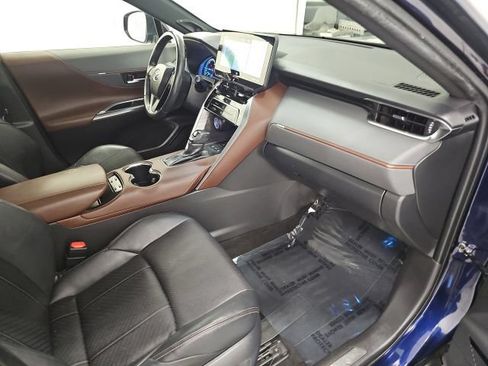 Certified 2021 Toyota Venza Limited w/ Advanced Technology Package AWD/4WD image 39