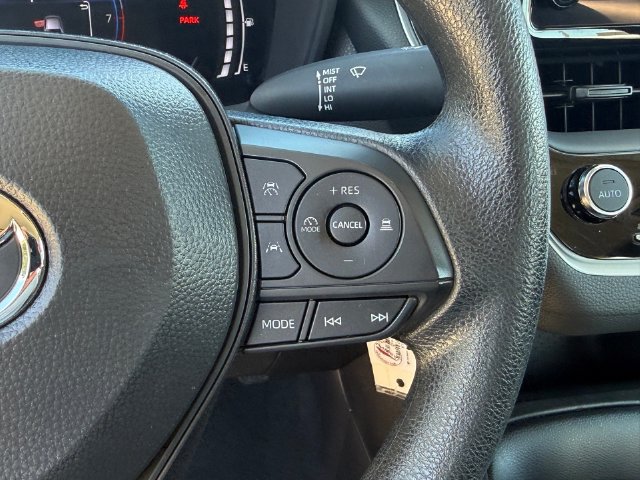 Used 2026 Toyota Corolla LE FWD image 13