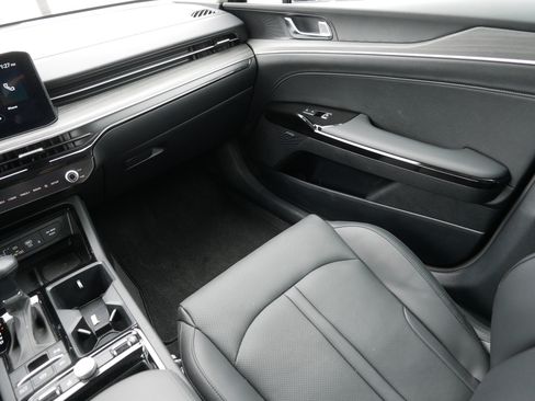 Used 2025 Kia K5 EX image 11