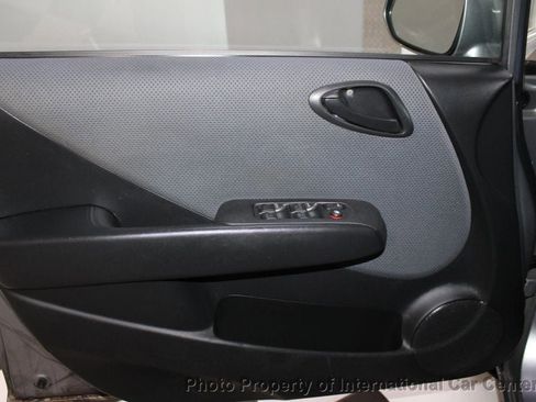 Used 2008 Honda Fit image 11