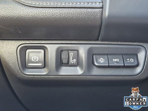 Used 2023 GMC Acadia Denali image 25