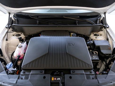 New 2025 Hyundai Kona SEL FWD image 25