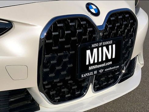 Used 2021 BMW 430i Coupe w/ Convenience Package image 29