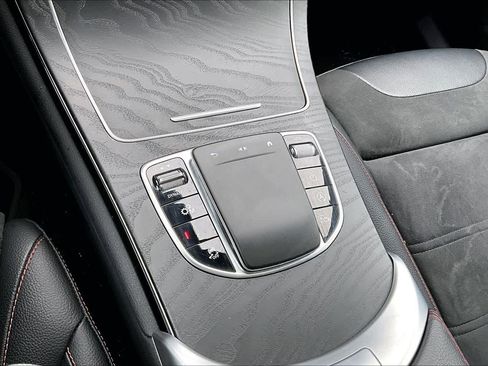 Used 2023 Mercedes-Benz GLC 43 AMG AMG GLC 43 image 33