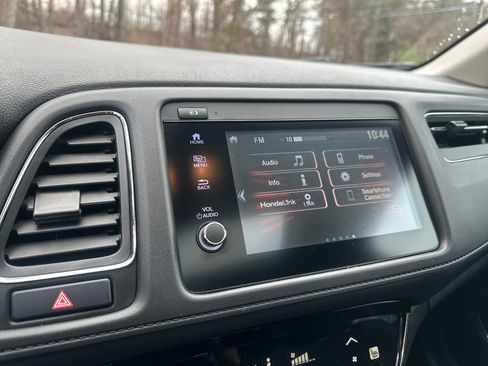 Used 2020 Honda HR-V EX image 9