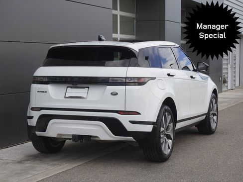 Used 2022 Land Rover Range Rover Evoque SE image 2