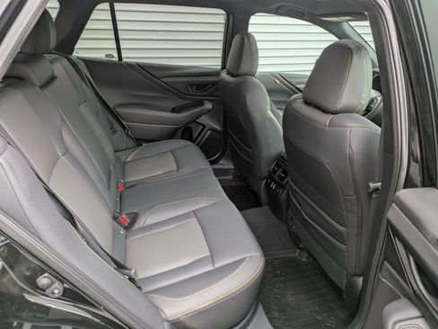 Used 2025 Subaru Outback Wilderness image 31