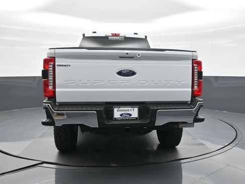 New 2026 Ford F250 XLT w/ XLT Premium Package AWD/4WD image 5