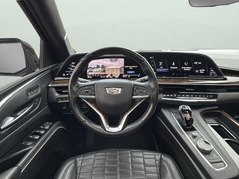 Used 2021 Cadillac Escalade Sport Platinum image 13