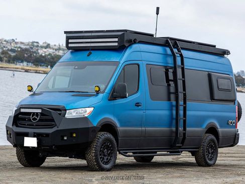 Used 2021 Mercedes-Benz Sprinter 2500 image 14