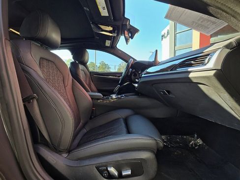 Used 2022 BMW 540i 540i w/ M Sport Package image 19