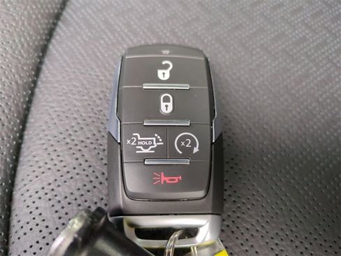 New 2025 RAM 2500 Laramie image 31