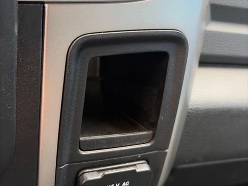 Used 2019 RAM 1500 Big Horn AWD/4WD image 26