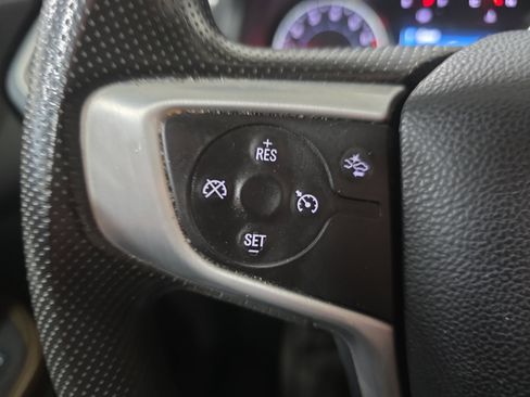 Used 2023 GMC Acadia SLE w/ Driver Convenience Package image 33