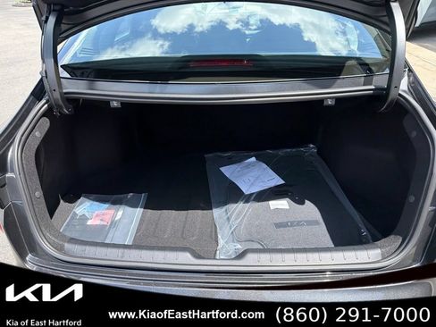 New 2026 Kia K4 FWD image 16