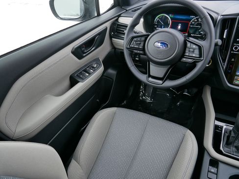 Certified 2025 Subaru Forester Premium w/ Protection Package (1PH) image 9