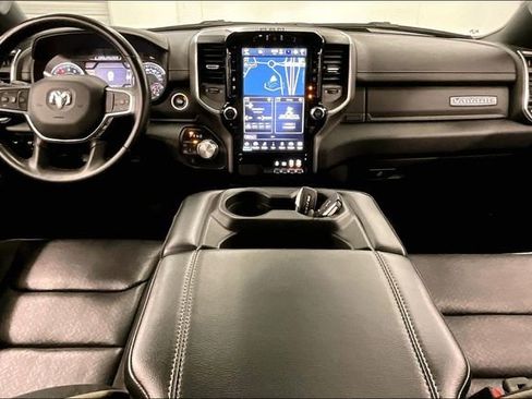 Used 2023 RAM 1500 Laramie AWD/4WD image 19