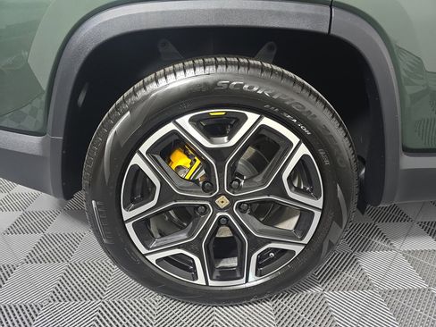 Used 2023 Rivian R1S Launch Edition AWD/4WD image 12