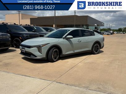 Used 2025 Kia K4 EX