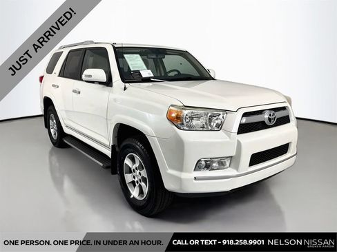 Used 2010 Toyota 4Runner SR5 RWD image 3