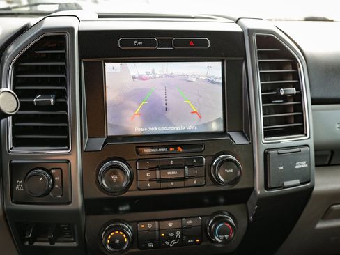 Used 2021 Ford F250 XLT image 19