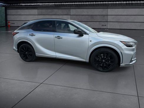 Certified 2025 Lexus RX 500h F Sport image 2