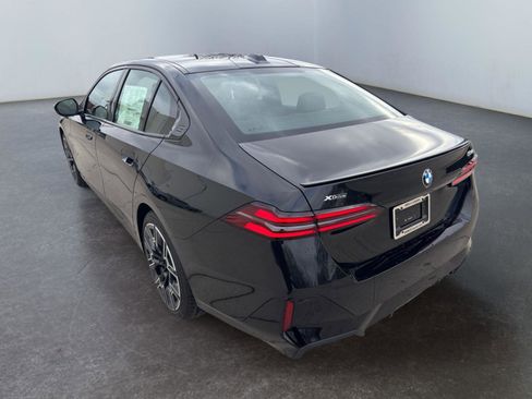 New 2026 BMW 530i xDrive w/ M Sport Package image 17