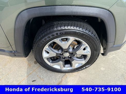 Used 2018 Jeep Compass Limited w/ Navigation Group AWD/4WD image 5