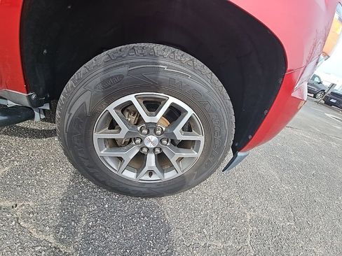 Used 2017 GMC Canyon SLE w/ All Terrain Package image 8