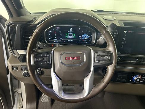 Used 2024 GMC Sierra 3500 SLT AWD/4WD image 14