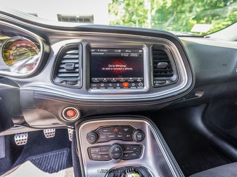 Used 2020 Dodge Challenger SRT Hellcat image 35
