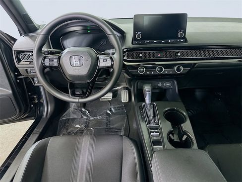 Used 2024 Honda Civic Sport image 16