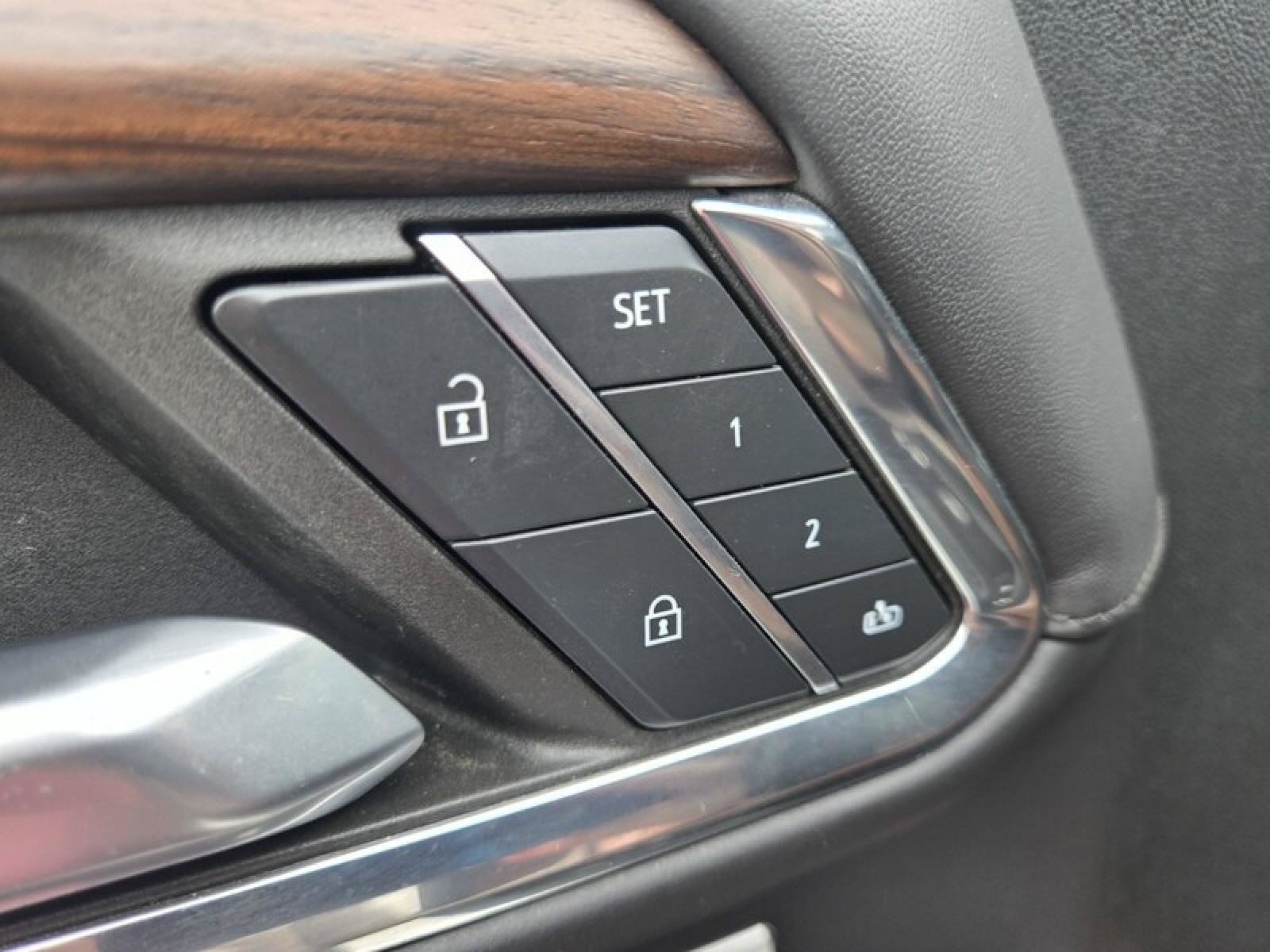 Used 2023 GMC Sierra 1500 Denali Ultimate AWD/4WD image 24