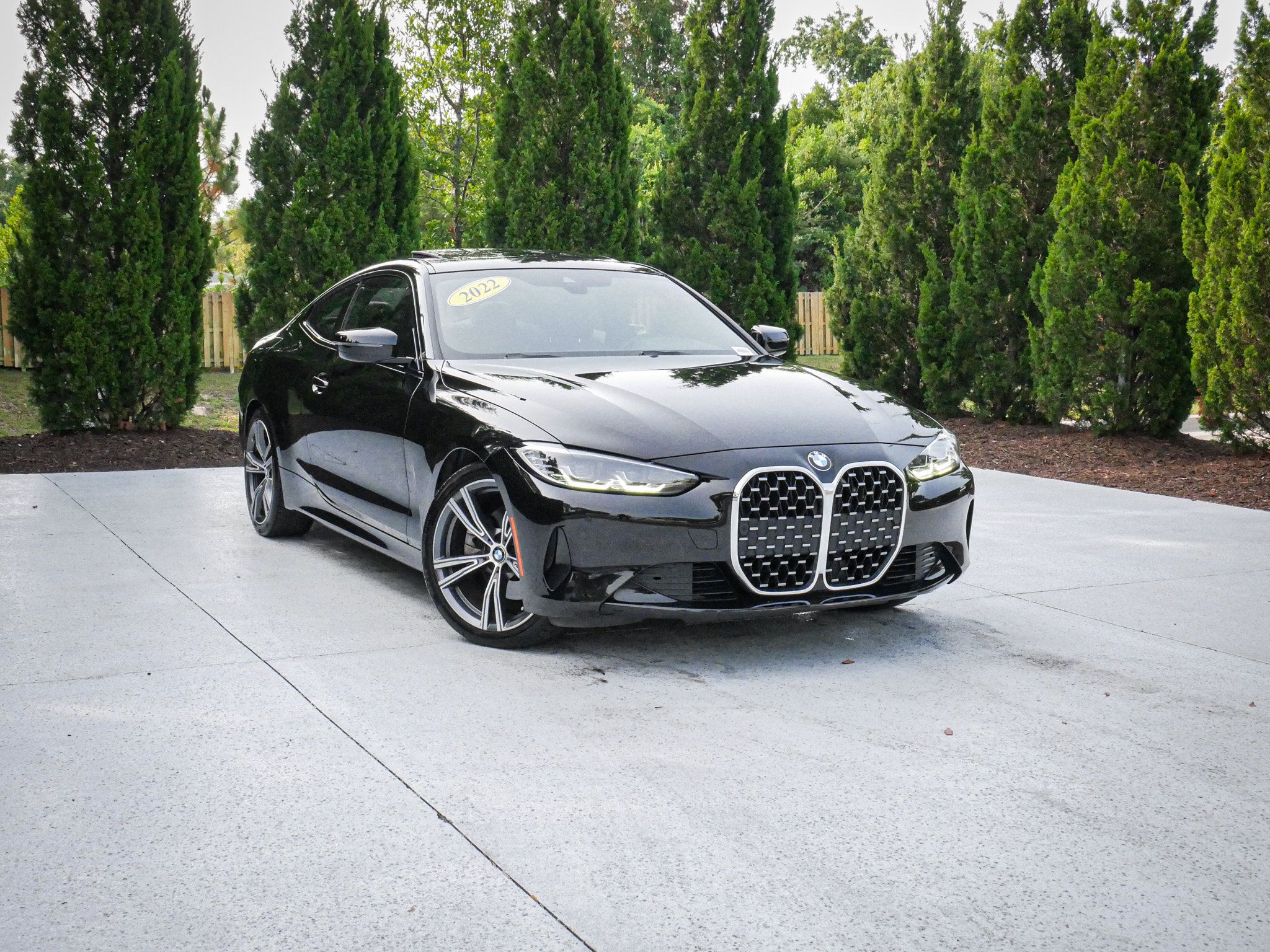 Used 2022 BMW 430i Coupe w/ Convenience Package RWD image 2