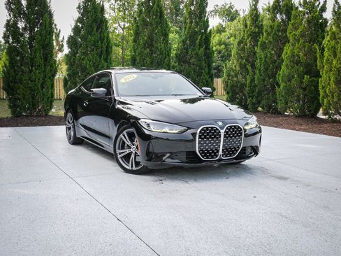 Used 2022 BMW 430i Coupe w/ Convenience Package RWD image 2