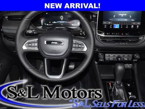 New 2026 Jeep Compass Limited w/ Sun, Sound & Navigation Group image 12