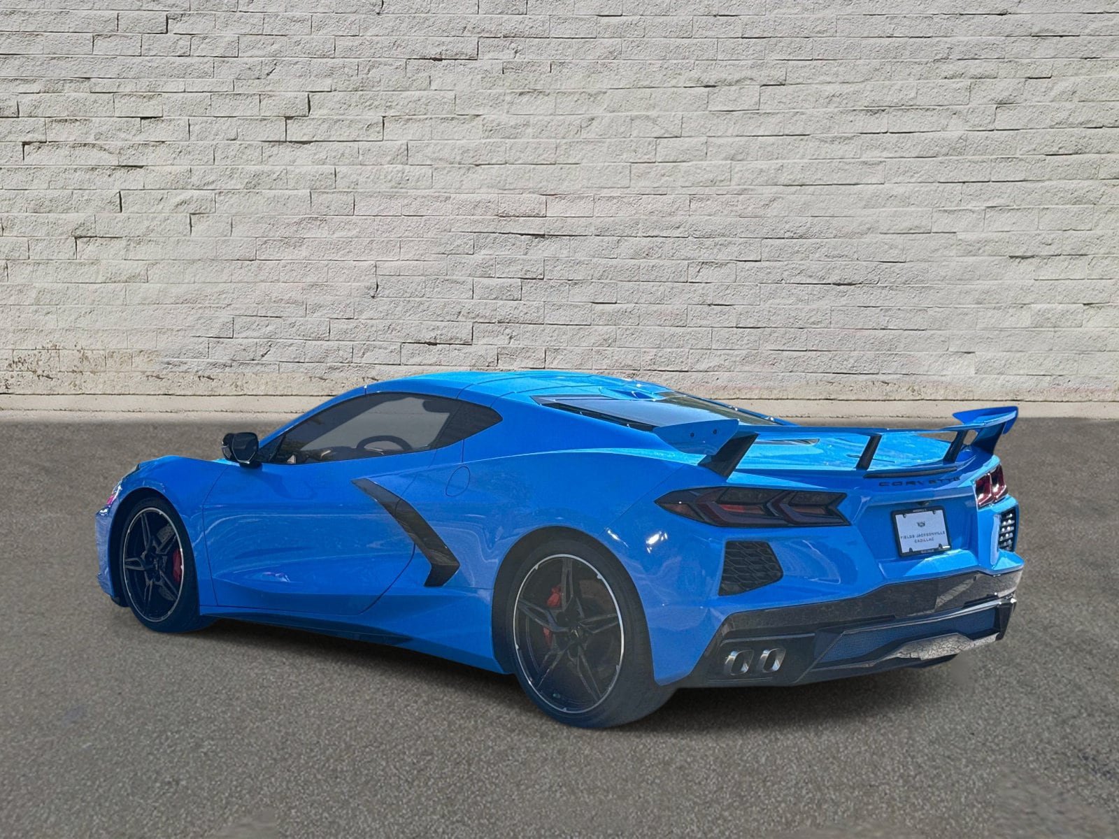 Used 2021 Chevrolet Corvette Stingray Premium Cpe w/ Z51 Performance Package RWD image 3