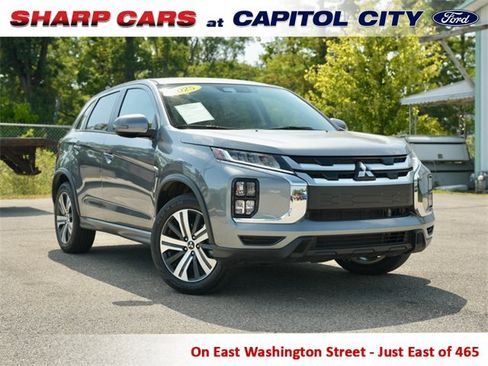 Used 2025 Mitsubishi Outlander Sport SE image 1