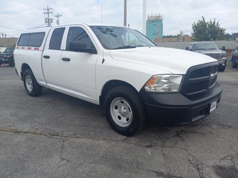 Used 2016 RAM 1500 Tradesman w/ Popular Equipment Group RWD image 9