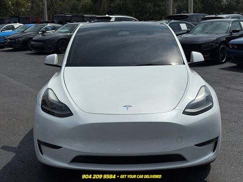 Used 2022 Tesla Model Y Performance AWD/4WD image 11