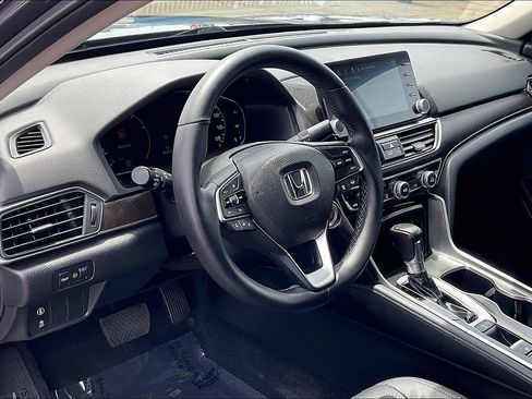 Used 2018 Honda Accord EX-L image 32